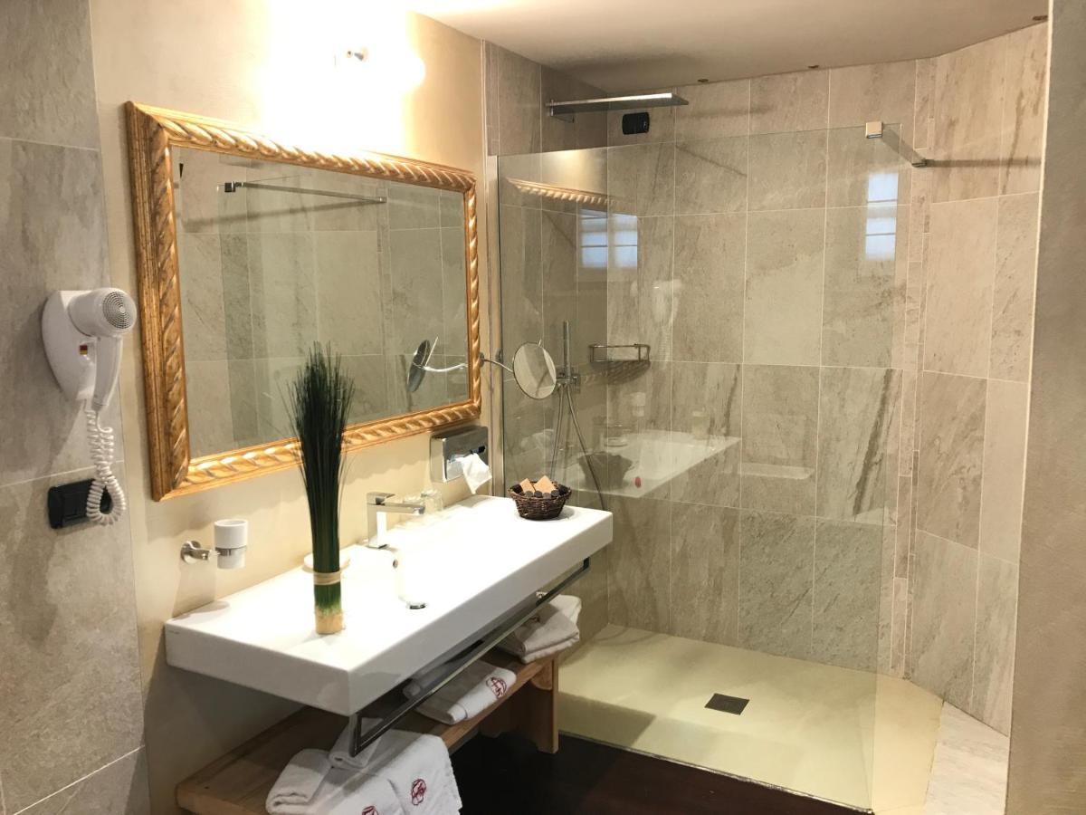 Relais Du Chateau Blanc La Thuile Ngoại thất bức ảnh